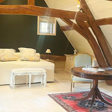 La Rocheliere Bed and Breakfast Bresse-sur-Grosne Exteriör bild