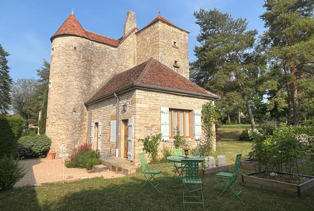 La Rocheliere Bed and Breakfast Bresse-sur-Grosne Exteriör bild